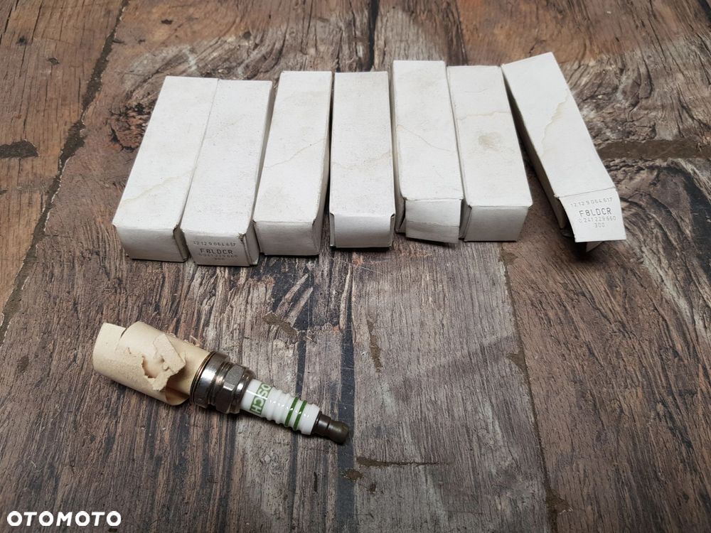 Świeca zapłonowa Bosch F8LDCR - 3