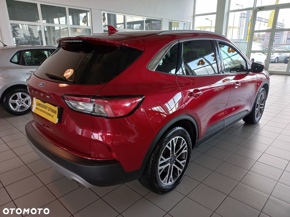 Ford Kuga - 4