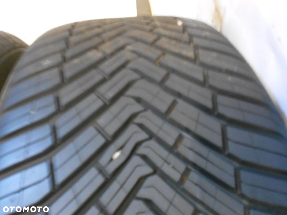 OPONY 235/55R18 CONTINENTAL ALLSEASON CONTACT XL DOT  3324 / 4922 8MM - 4