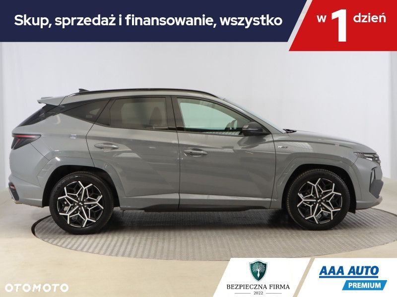 Hyundai Tucson - 8