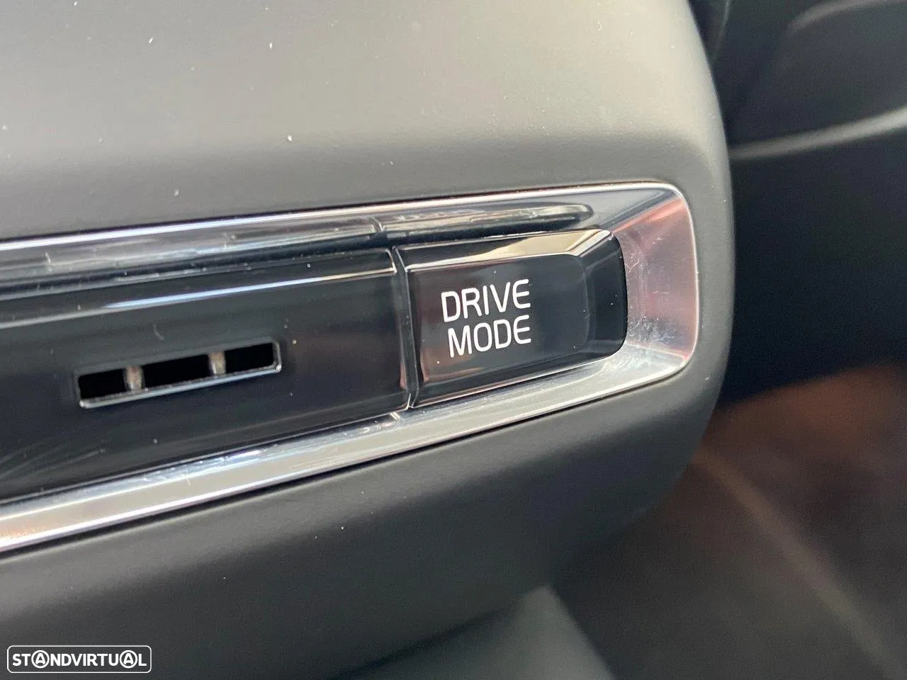 Volvo XC 40 2.0 D3 Momentum Plus Geartronic - 42