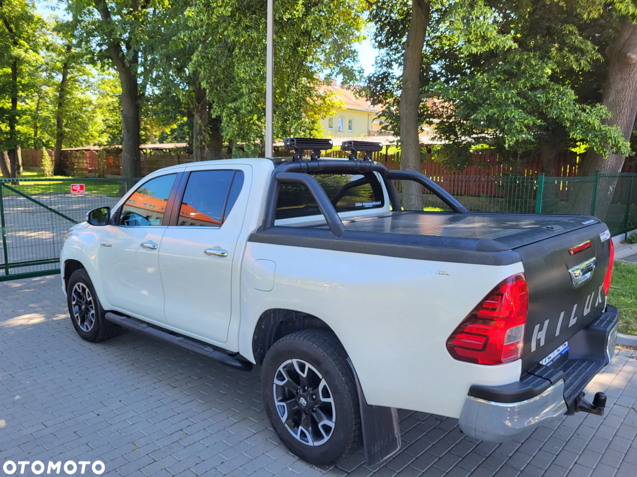 Toyota Hilux 2.4 D-4D Double Cab SR 4x4 - 10