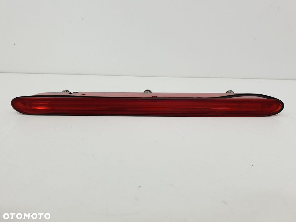 BMW E46 TRZECIE ŚWIATŁO STOP KLAPY BAGAŻNIKA 8368765 - 1