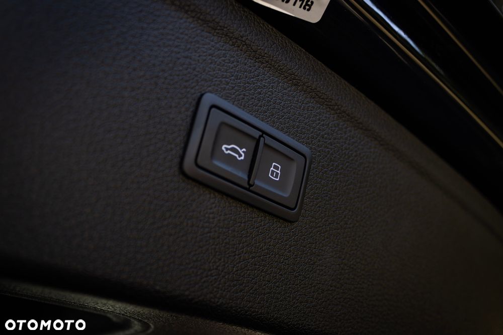 Audi Q5 TFSI 150 kW S tronic edition one mythosschwarz - 40