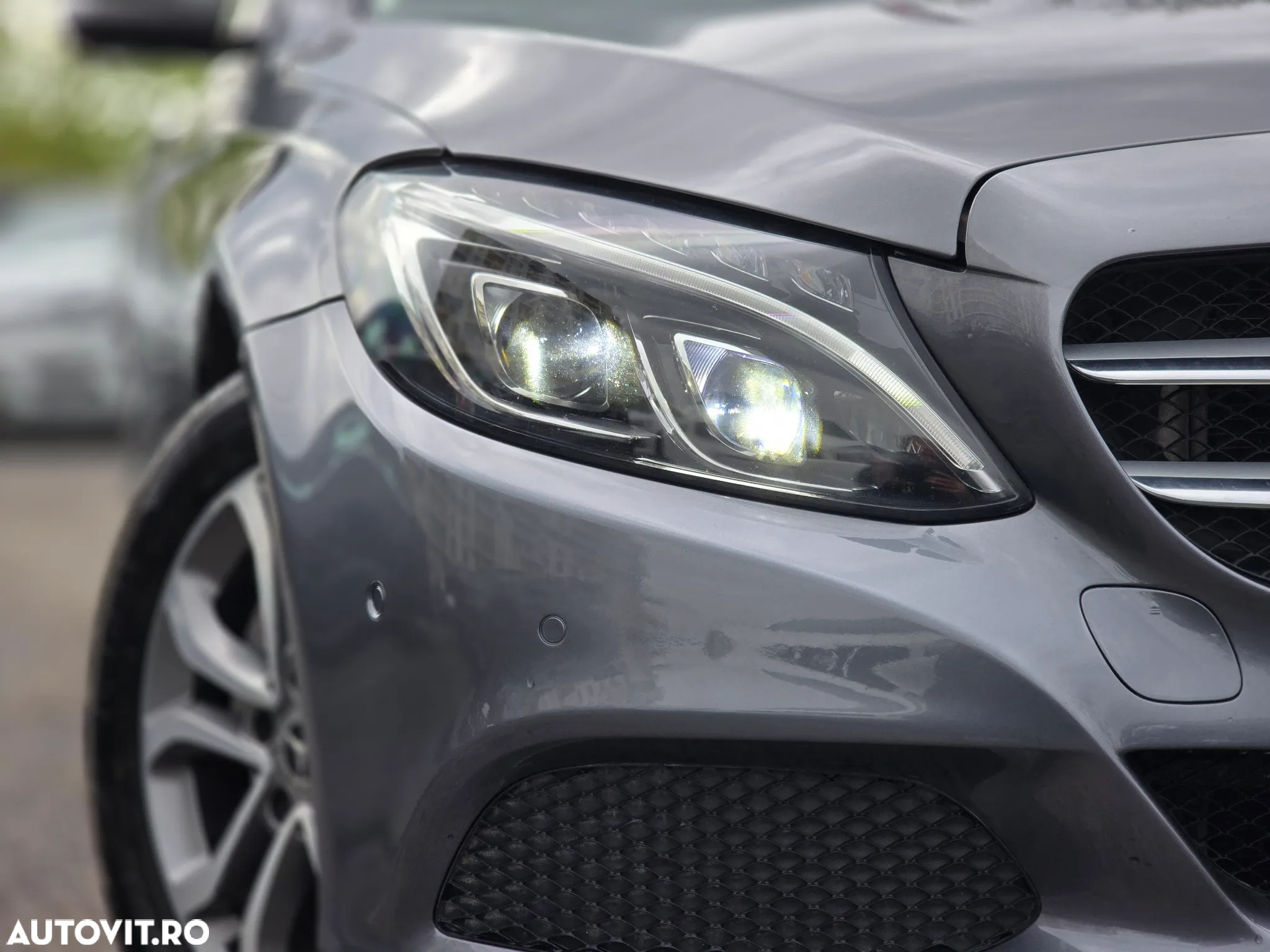 Mercedes-Benz C 220 d 4Matic T 7G-TRONIC Avantgarde - 7
