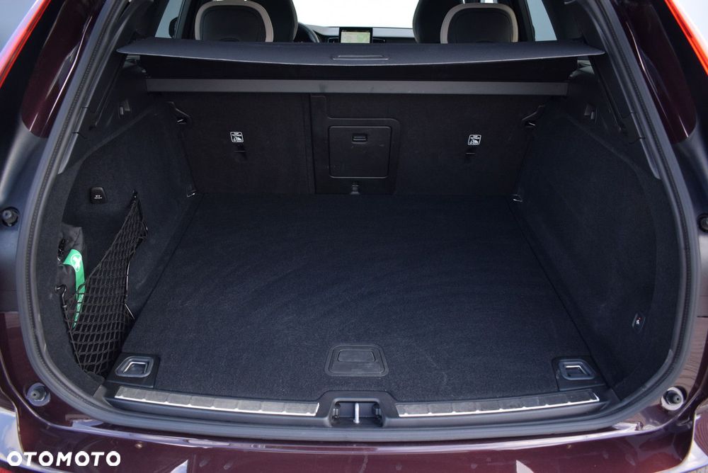 Volvo XC 60 - 32