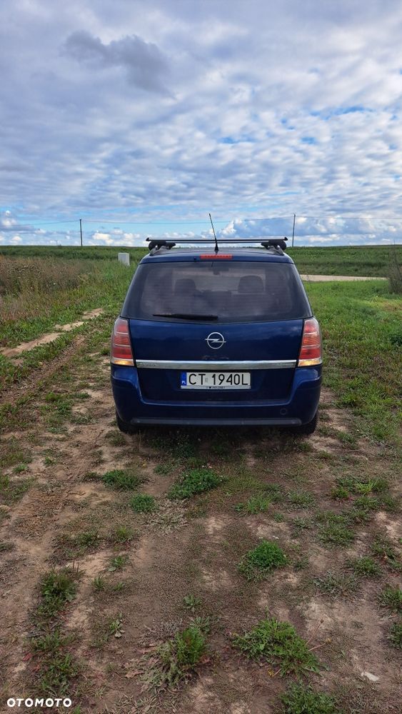 Opel Zafira - 3