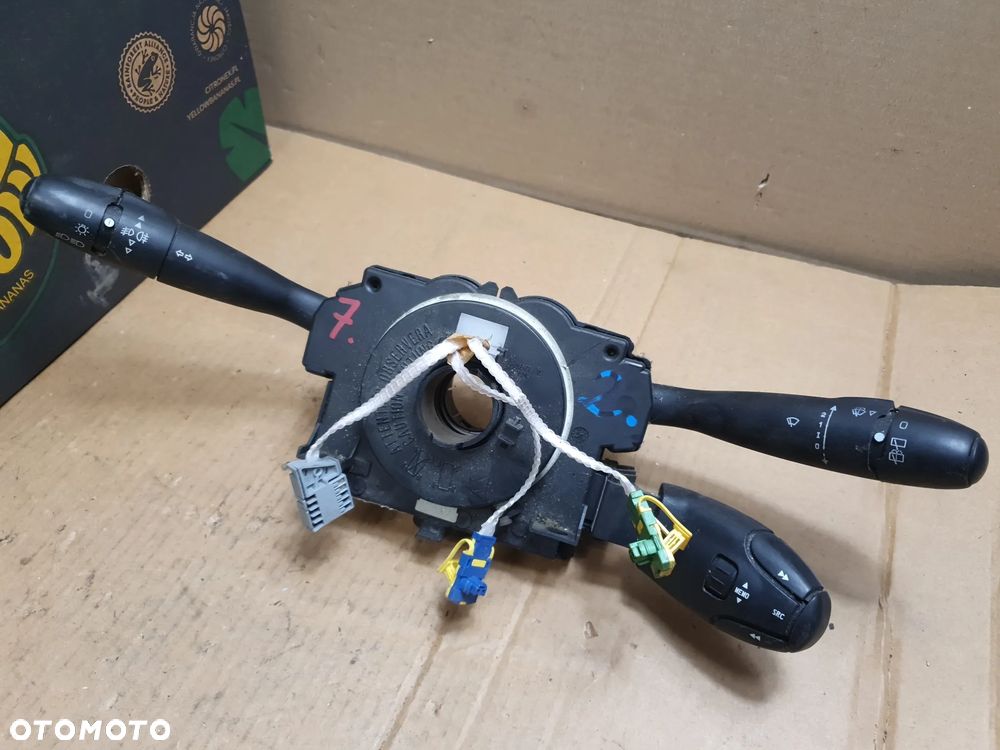} PRZEŁĄCZNIK ZESPOLONY PAJĄK CITROEN / PEUGEOT nr 96605638XT - 2