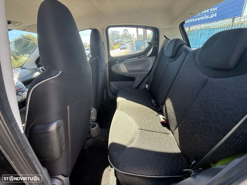 Peugeot 107 1.0 Black&Silver - 13