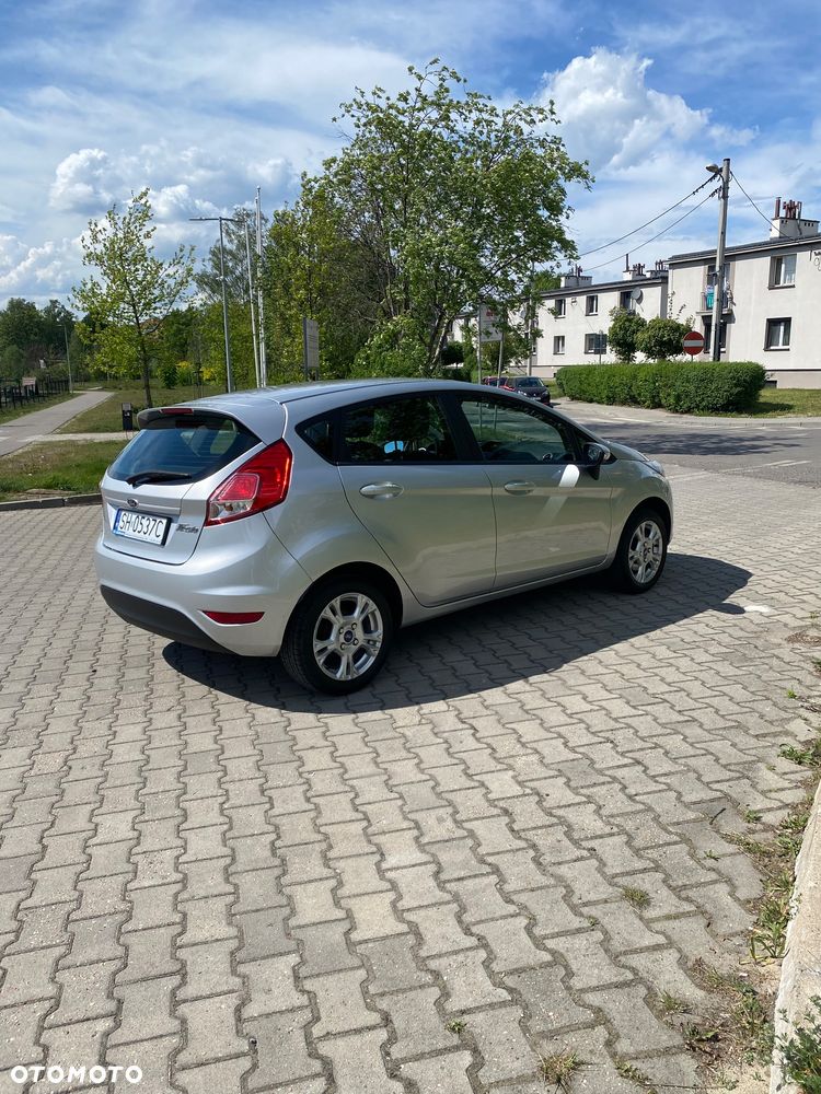 Ford Fiesta - 2