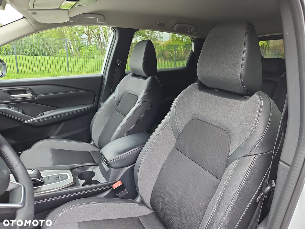 Nissan Qashqai 1.3 DIG-T MHEV N-Connecta Xtronic - 12
