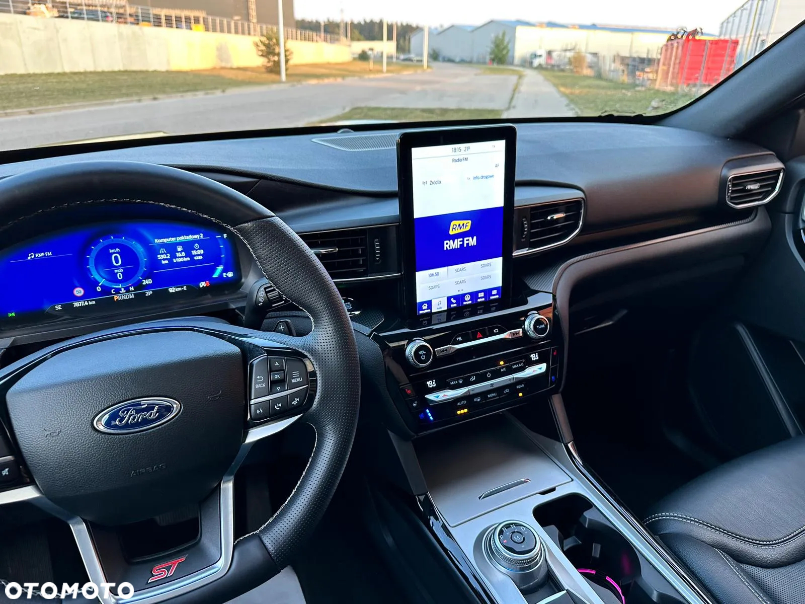 Ford Explorer - 21