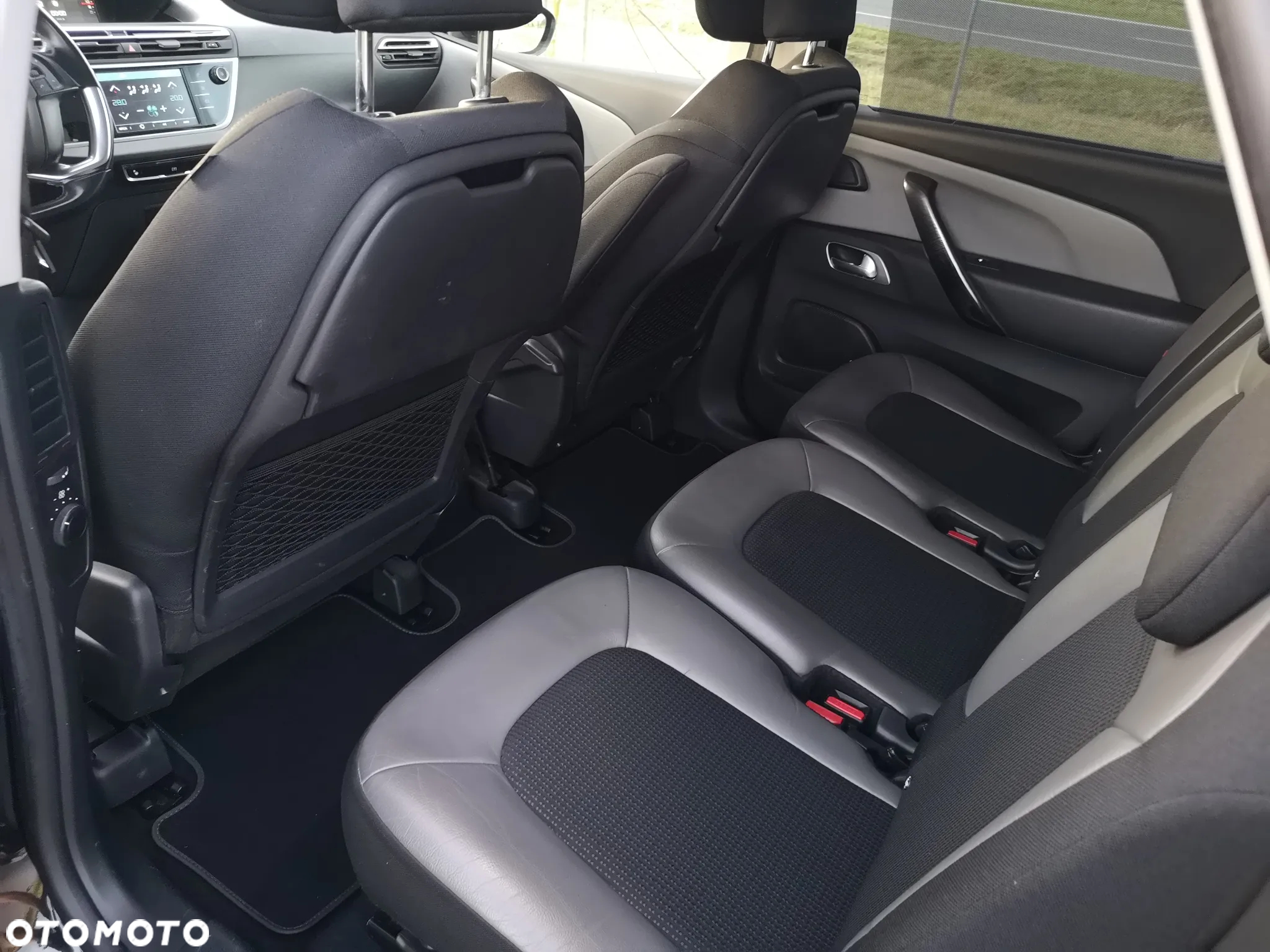 Citroën C4 Picasso BlueHDi 120 EAT6 SHINE - 23
