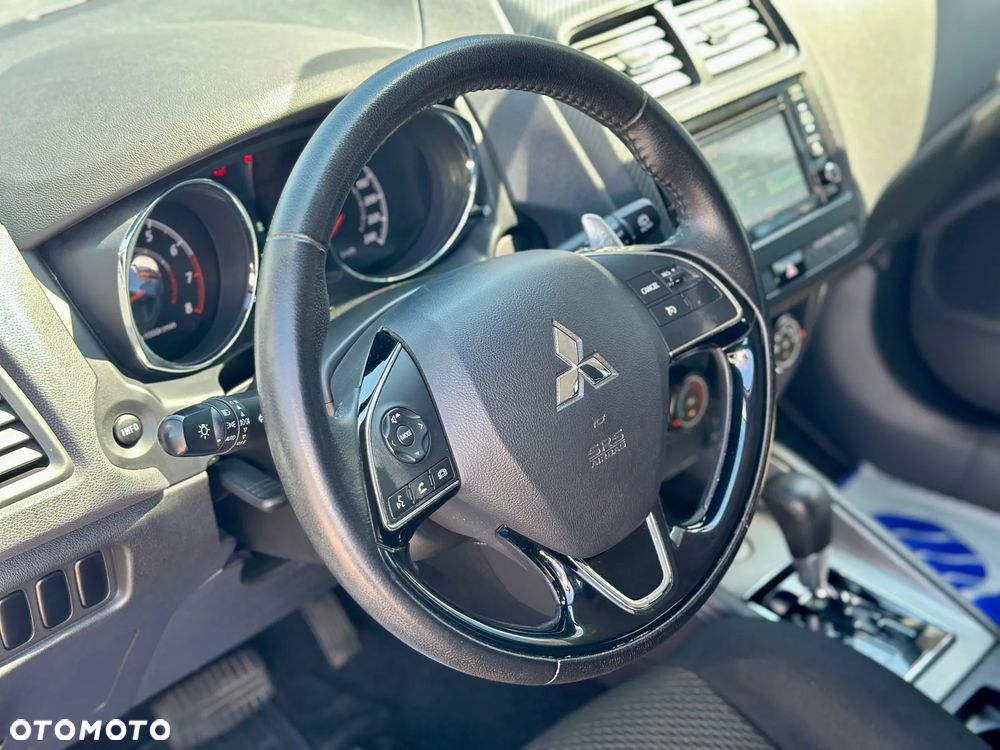 Mitsubishi ASX 2.0 Invite CVT - 15
