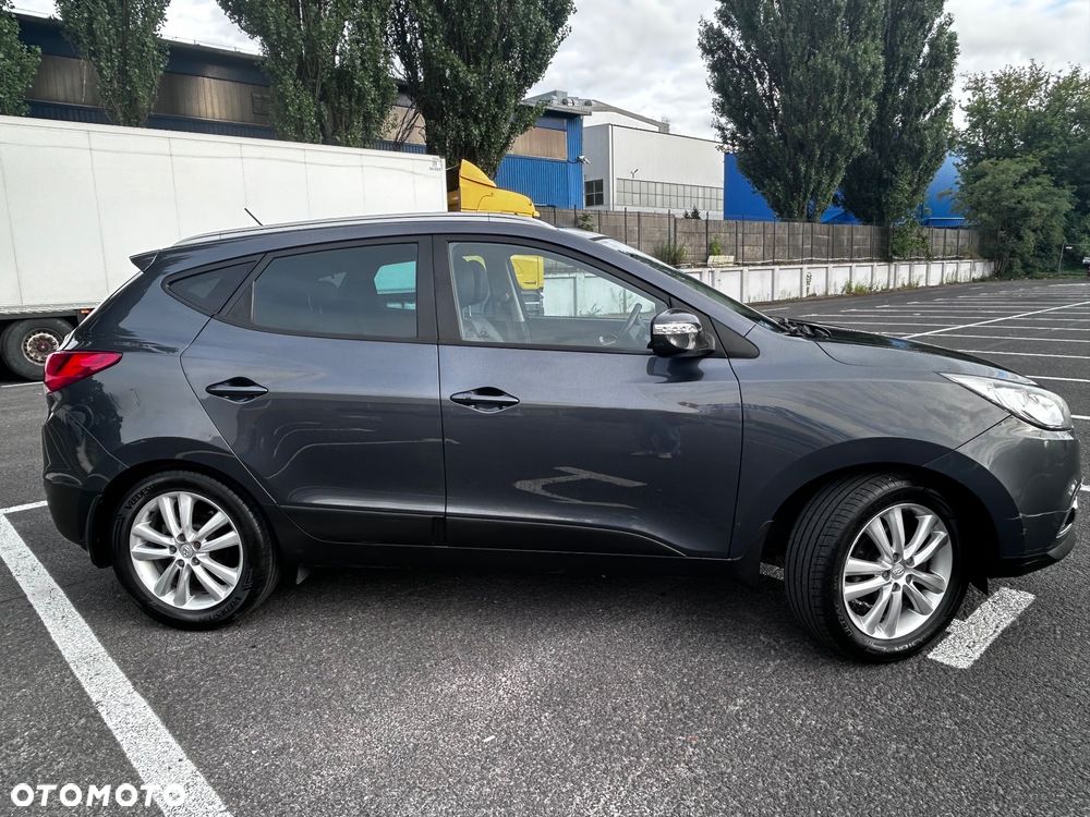 Hyundai Ix35 2011 photo 2