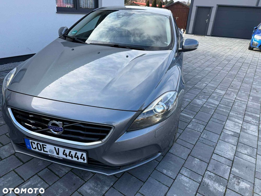 Volvo V40 T2 - 1