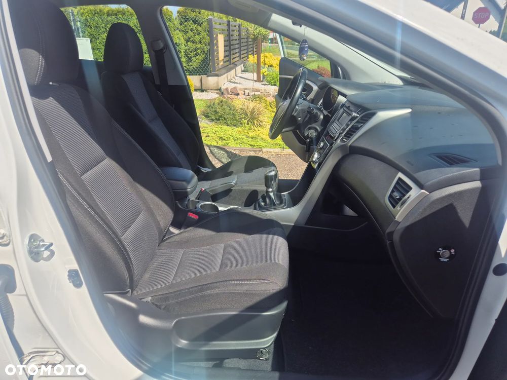 Hyundai i30 1.4 Trend - 20
