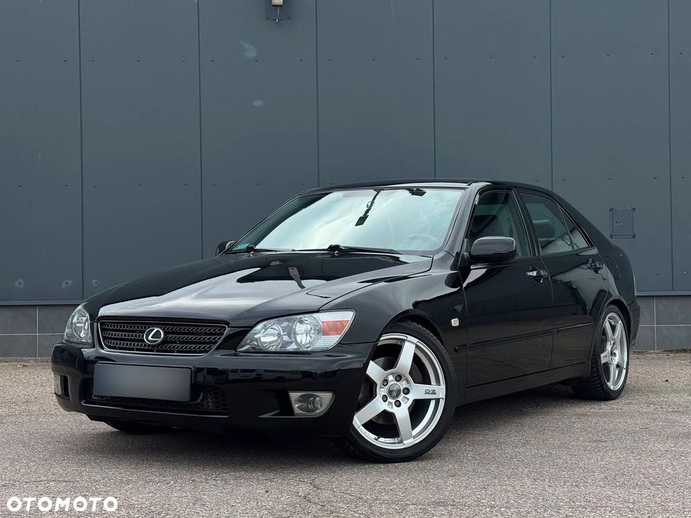 Lexus IS 200 - 1
