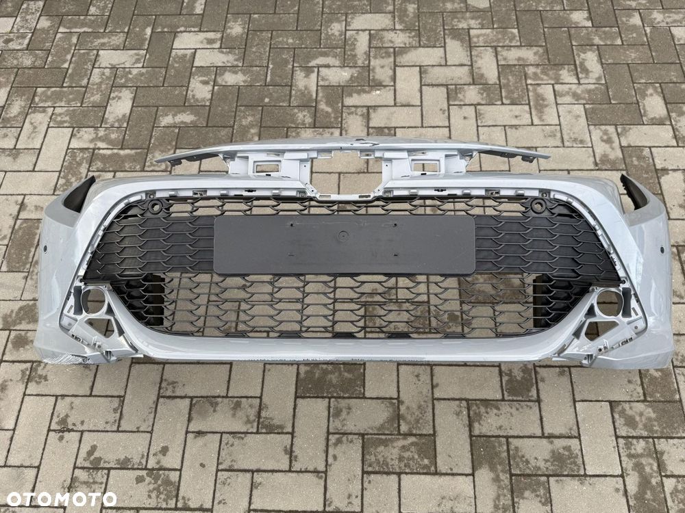 TOYOTA COROLLA E21 KOMBI HB ZDERZAK PRZEDNI PRZÓD - 1