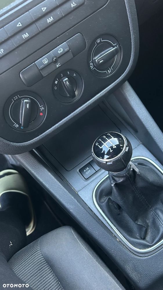 Volkswagen Golf - 3