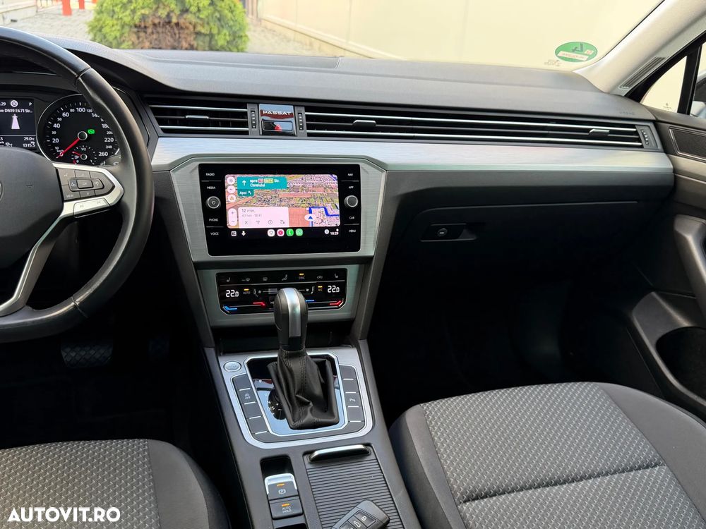 Volkswagen Passat 2.0 TDI DSG Comfortline - 24