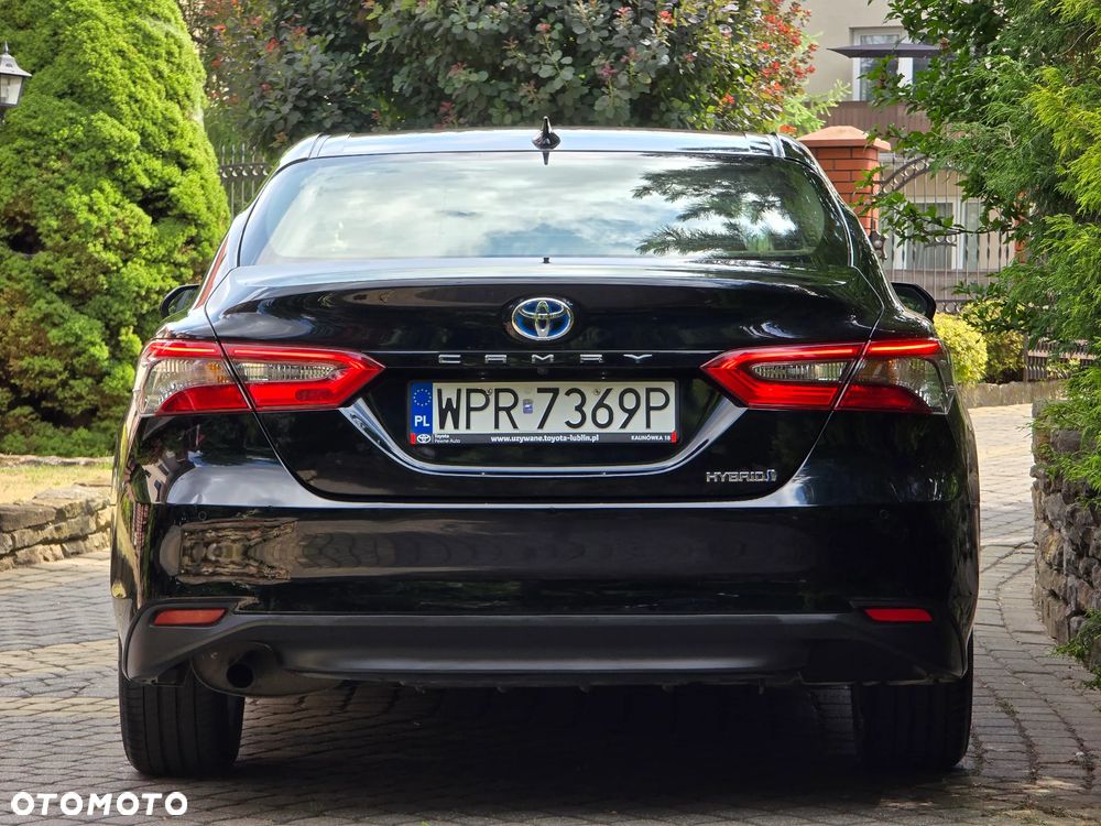 Toyota Camry 2.5 Hybrid Comfort CVT - 6