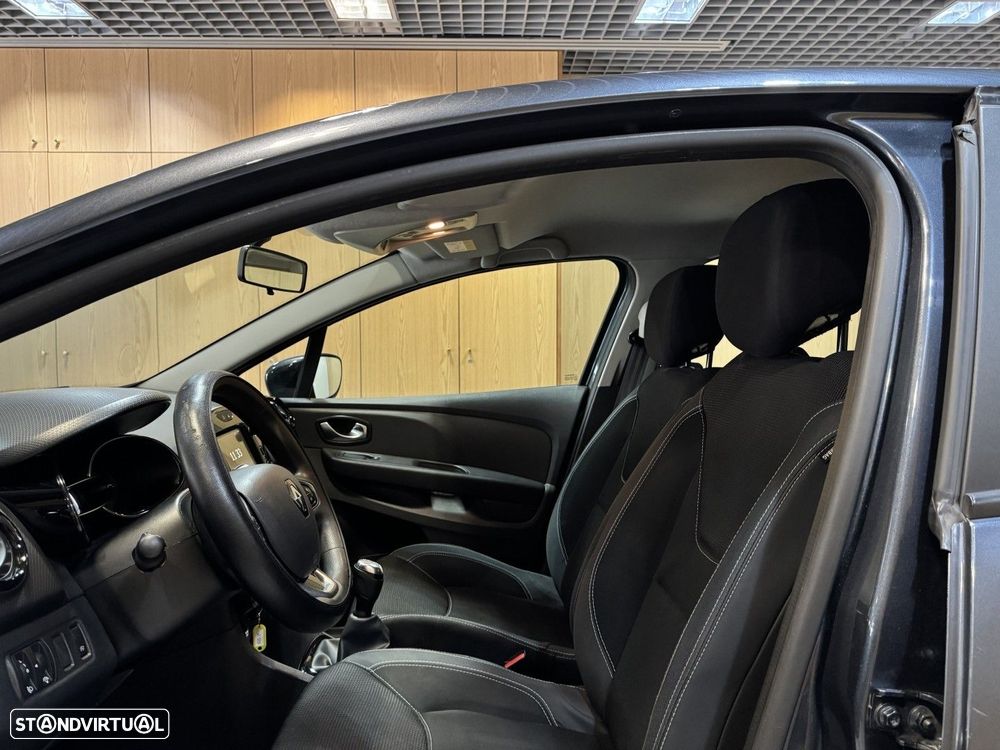 Renault Clio 1.5 dCi Comfort - 26