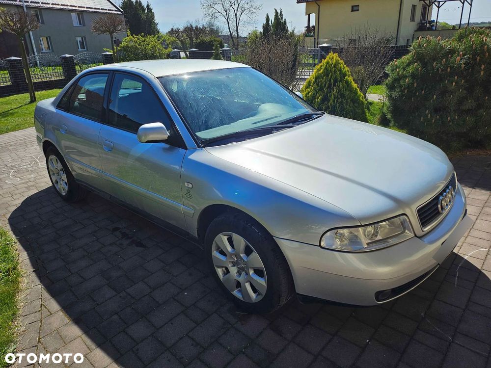 Audi A4 Limousine - 2