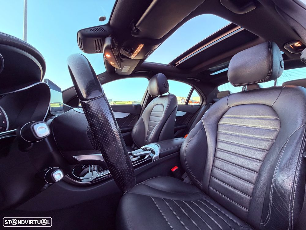 Mercedes-Benz A 35 AMG - 21