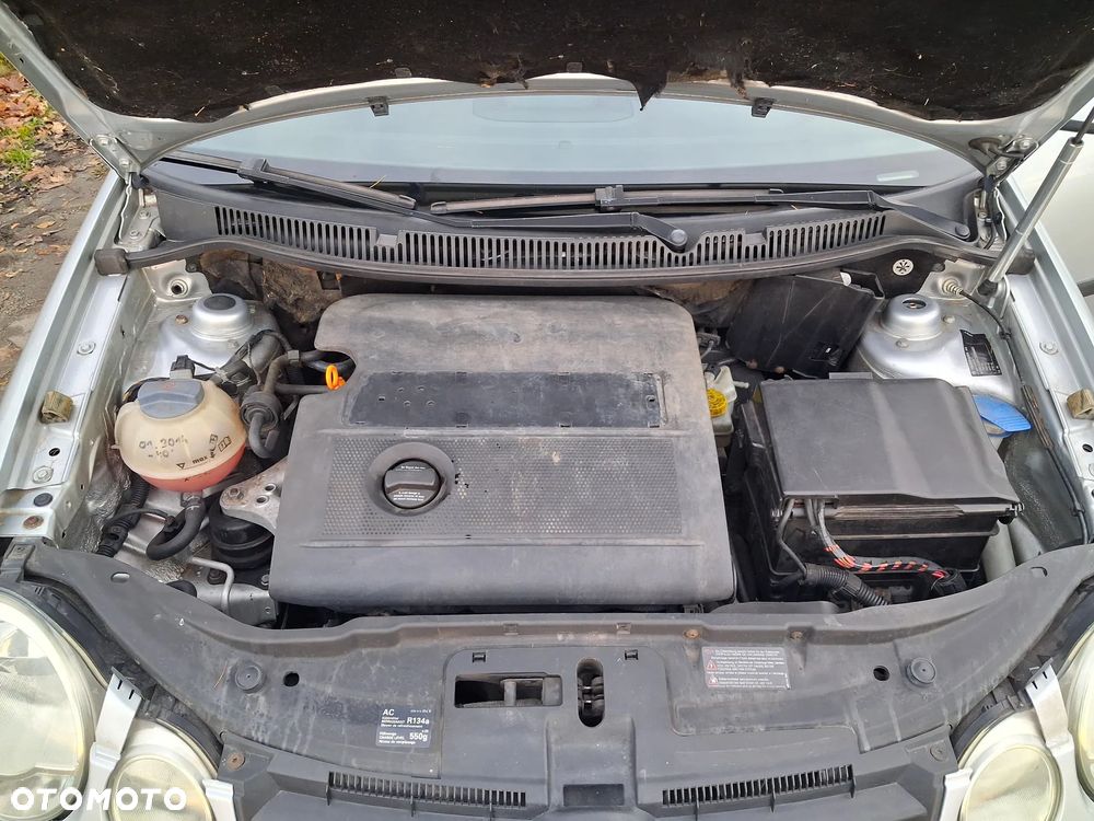 Volkswagen Polo 1.4 Automatik Trendline - 16