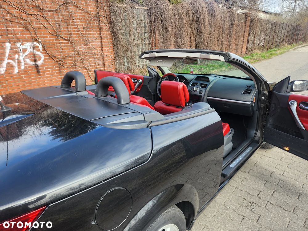 Renault Megane 1.6 Authenique - 26