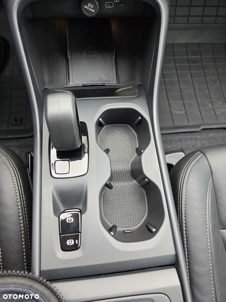 Volvo XC 40 T5 AWD Momentum - 23