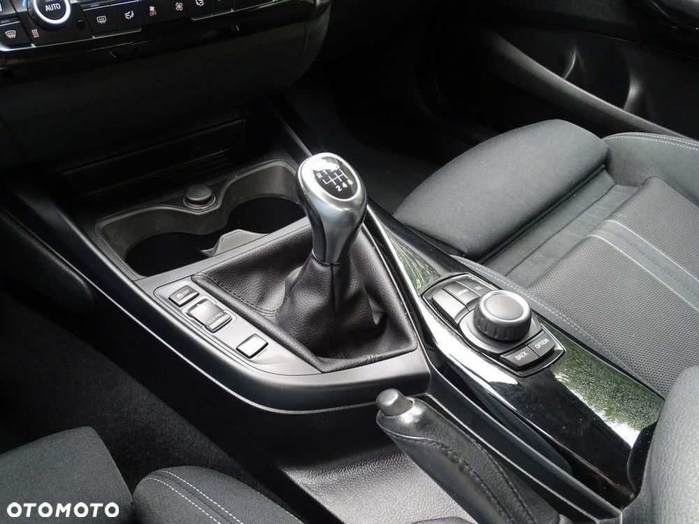 BMW Seria 1 - 26