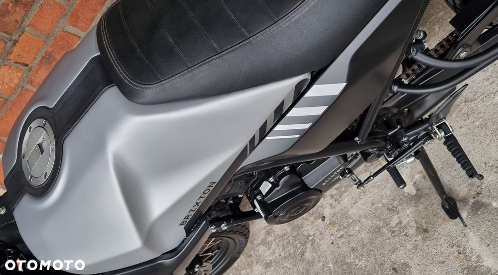 Brixton Crossfire - 8