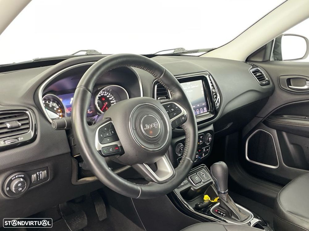 Jeep Compass 1.3 T Limited DCT - 15