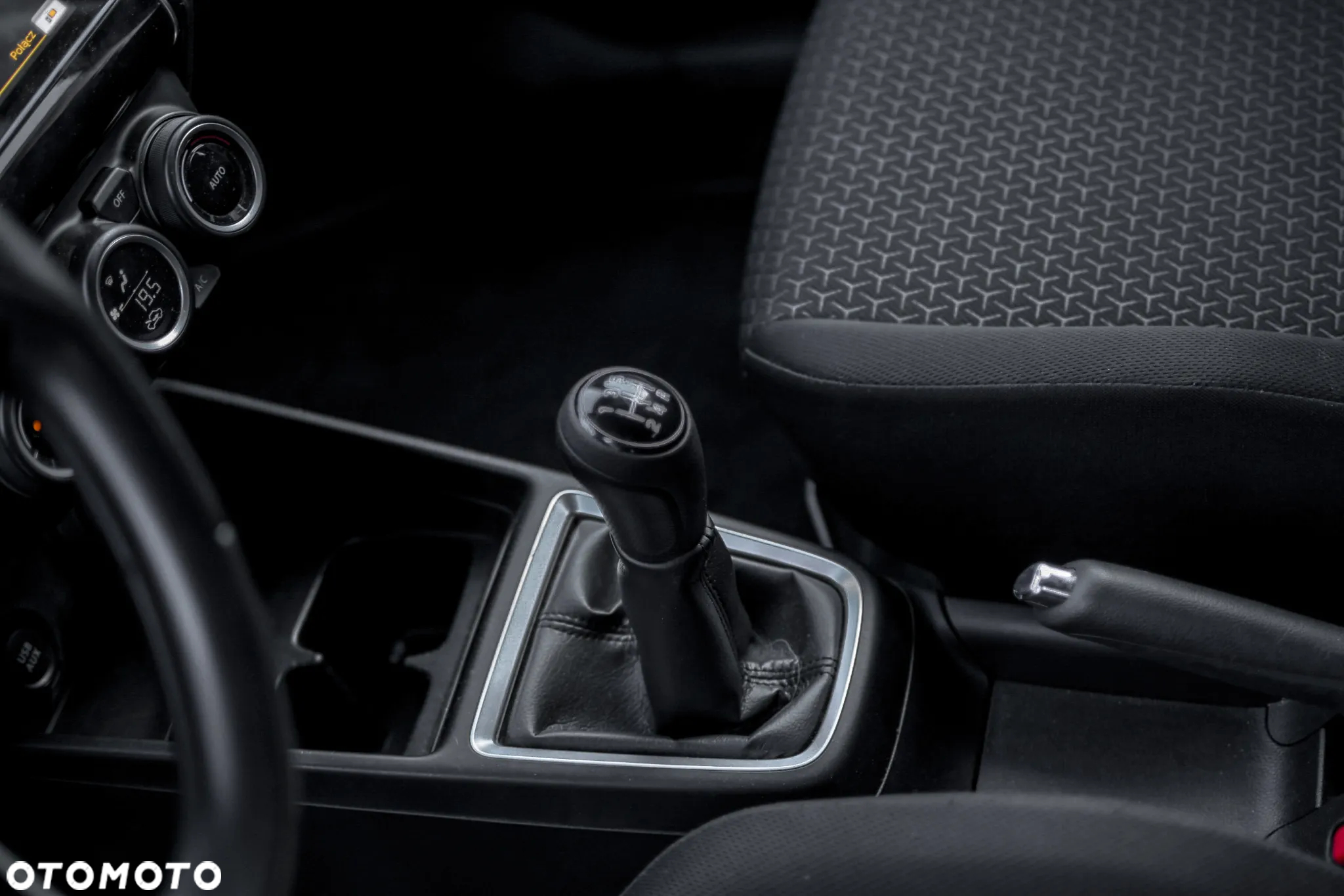 Suzuki Swift 1.0 T SVHS Elegance - 15