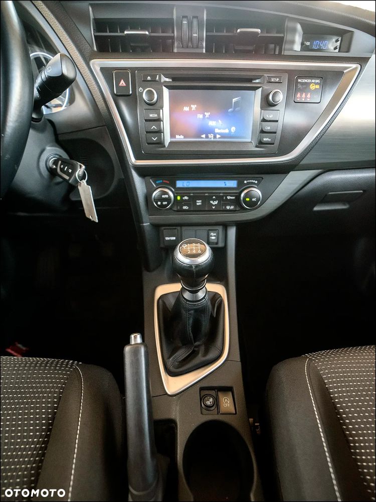 Toyota Auris - 27