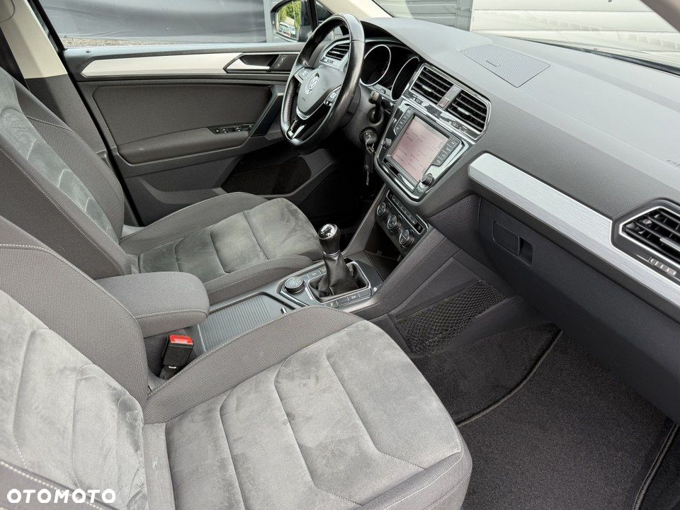 Volkswagen Tiguan 2.0 TSI 4Motion BlueMotion Technology Highline - 29