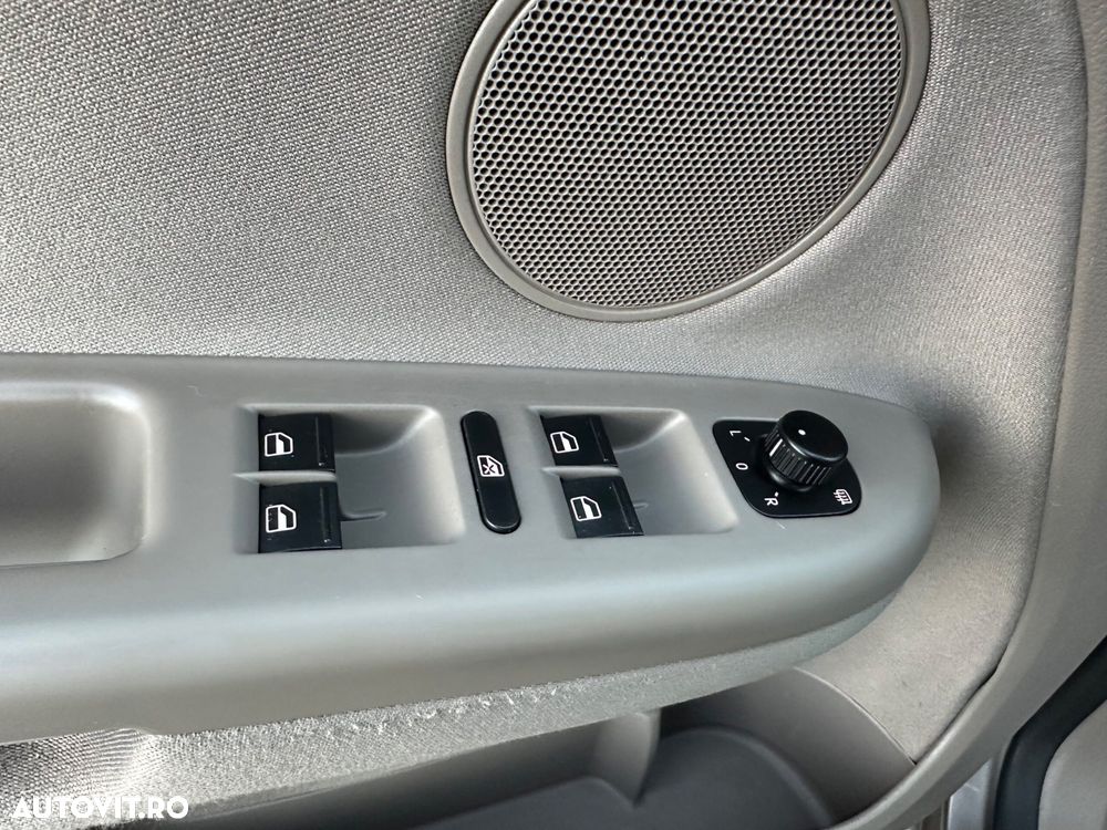 Volkswagen Golf Plus 1.2 TSI DSG Style - 14