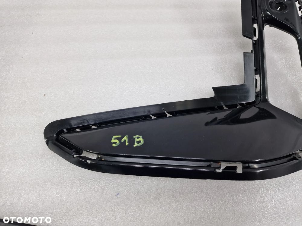 BMW G20 / G21 M-PAKIET LIFT 21-  PRAWA KRATKA BOCZNA ZDERZAKA PRZEDNIEGO PRZÓD NA PDC , NR 51118085468 / 8085468 / 51118085467 , NR AUKCJI C/51 - 6