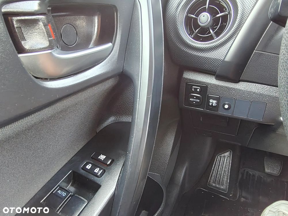 Toyota Auris 1.6 Classic Plus - 17