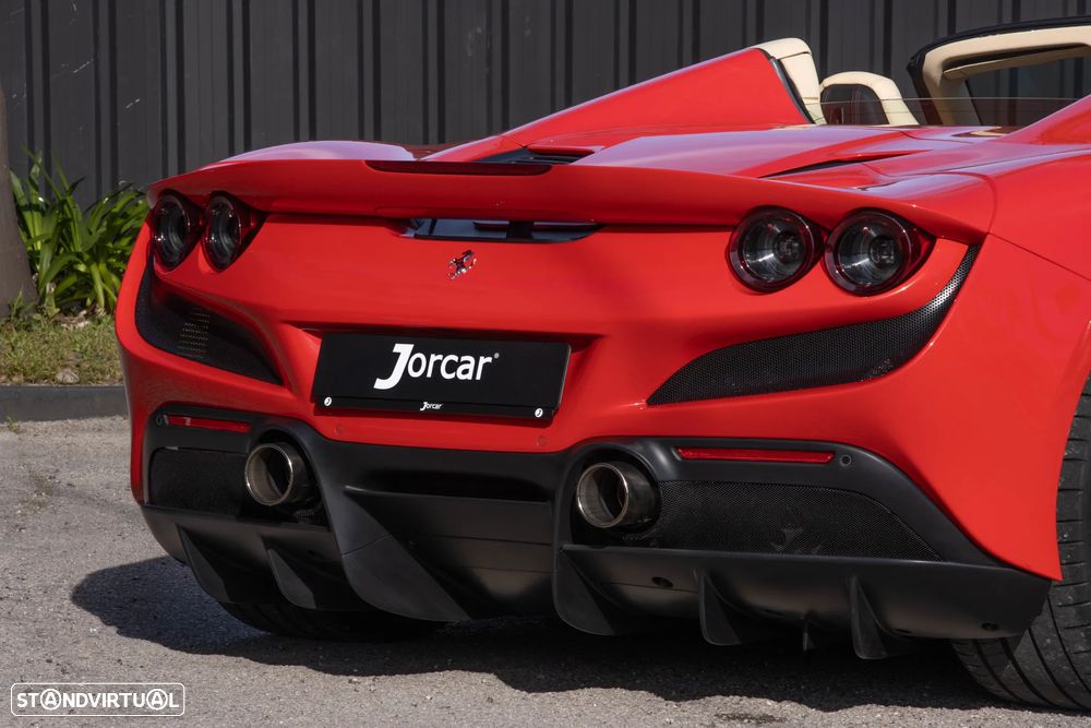 Ferrari F8 Tributo Spider - 22