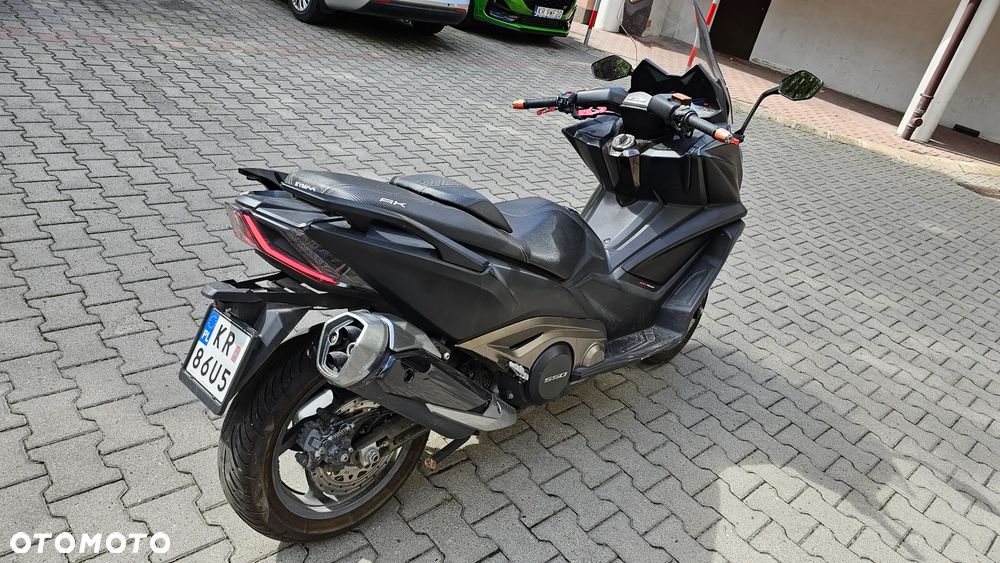 Kymco AK 550 - 5