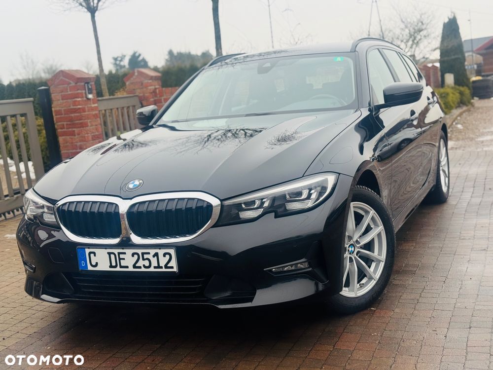 BMW Seria 3 320d Sport Line Shadow - 3