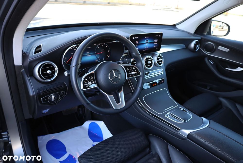 Mercedes-Benz GLC - 8