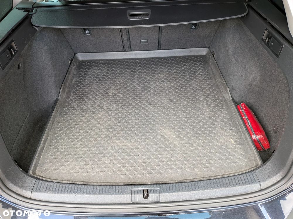 Volkswagen Golf 2.0 TDI BMT Highline DSG - 24