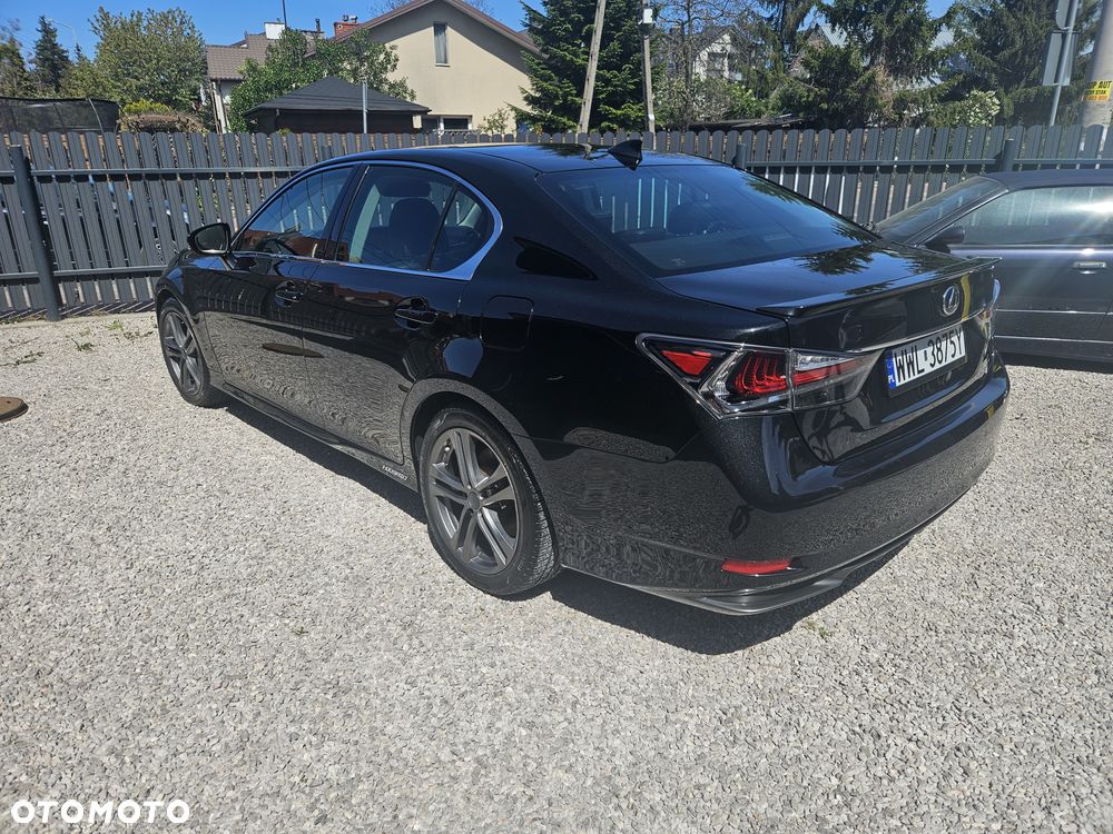Lexus GS 300h - 3