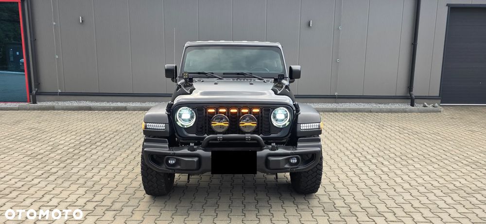 Jeep Wrangler - 5