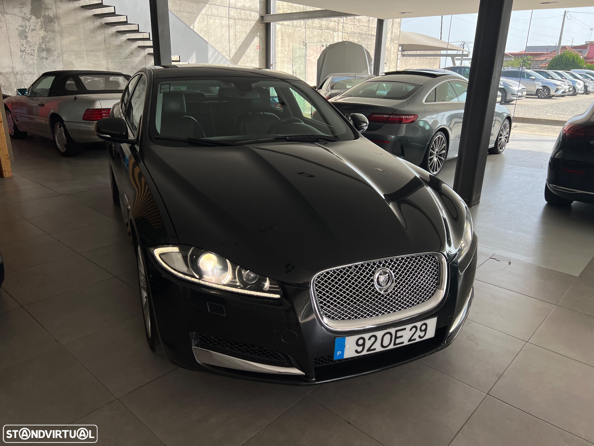 Jaguar XF 2.2 D Premium Luxury - 3