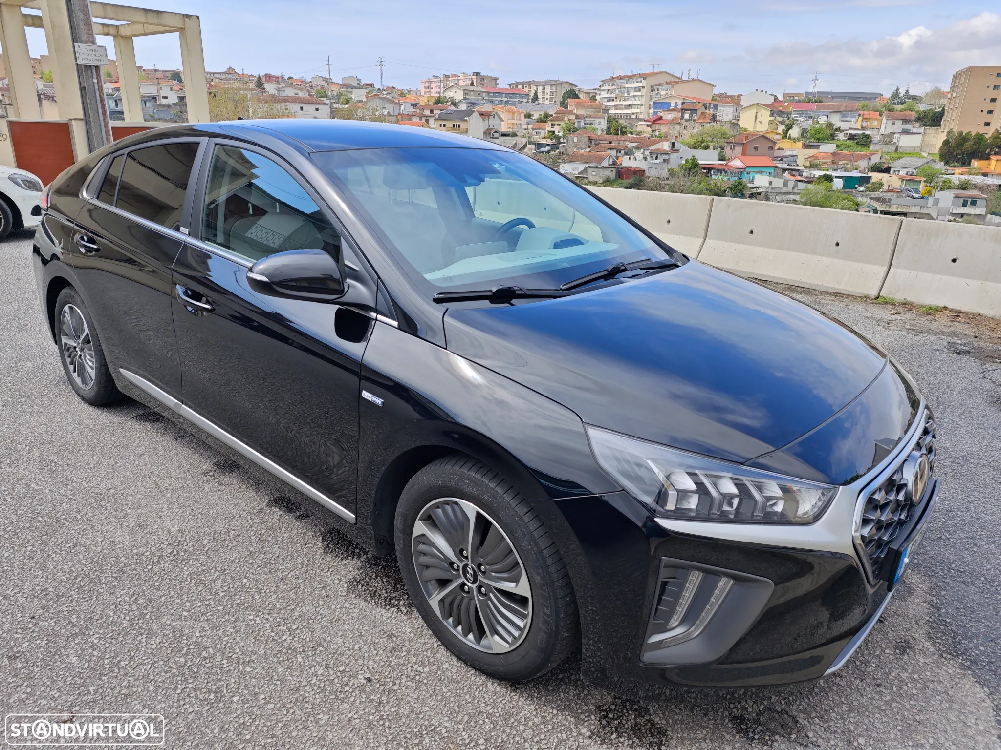 Hyundai Ioniq 1.6 GDI HEV Pack Plus - 2